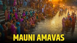 Mauni Amavasya 2025: पितृदोष या कालसर्प से पीड़ित हैं तो जरूर करें ये उपाय, दूर हो जाएंगे कष्ट