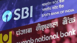 New Banking Rules: SBI, PNB, Kotak बैंक के ग्राहक ध्यान दें! 1 फरवरी से लागू होंगे नए नियम, आप भी जान लें