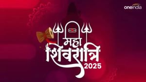 Mahashivratri 2025 Wishes: 'सत्य ही शिव है, शिव ही सुंदर है ', अपनों को भेजें ये खास संदेश 