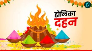 Holika Dahan 2025 Do and Donts: छोटी होली पर भूलकर भी ना करें ऐसी गलती वरना होगा बड़ा नुकसान 