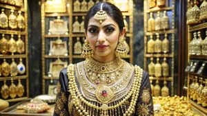 Gold Silver Price Today: सोने के दाम में उछाल, चांदी स्थिर, ब्याह से पहले जानें UP समेत इन राज्यों का रेटचार्ट