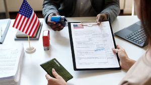 US Immigration New Rules: अमेरिका में नया रजिस्ट्रेशन नियम क्या है? जो भारतीय प्रवासियों को देगा बड़ा झटका! 
