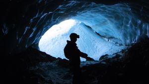 Indonesia Mine Accident: 10 की मौत, 6 अब भी लापता — क्या लापरवाही की वजह से हुआ हादसा?