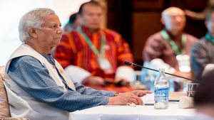 Bangladesh: Muhammad Yunus की विदाई के पीछे ये 4 लोग जिम्मेदार, जानें पर्दे के पीछे कैसे हुआ गेम