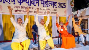 Opinion: काशी में संघ प्रमुख मोहन भागवत की उपस्थिति में संपन्न हुआ अक्षय कन्या दान समारोह