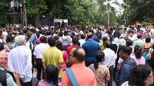 NEET UG Exam 2025: दोपहर 2 बजे से NEET की परीक्षा, क्या है ड्रेस कोड? इन चीजों के साथ नहीं मिलेगी एंट्री 