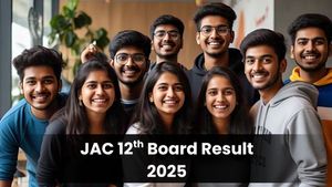 JAC Result 2025: झारखंड बोर्ड 12वीं साइंस-कॉमर्स स्ट्रीम का रिजल्ट जारी, लिंक के अलावा ऐसे देखें मार्क्स
