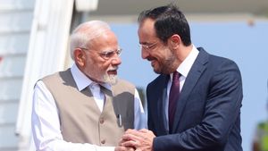 PM MODI ने साइप्रस में बताई भारत की ताकत, बोले- डिजिटल पेमेंट का 50% अकेले भारत में होता है