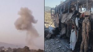 Pakistan Blast: पाकिस्तान में आत्मघाती हमला, खैबर पख्तूनख्वा प्रांत में 13 सैनिकों की मौत, 35 से अधिक घायल