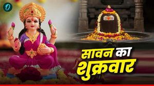  Sawan Friday 2025: आज है सावन का शुक्रवार, इस तरह  करें मां लक्ष्मी की कृपा, जमकर बरसेगा पैसा 
