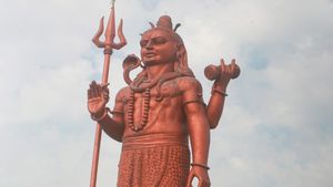  Sawan ka Somwar 2025: सावन का तीसरा सोमवार आज, चारों ओर 'हर-हर महादेव की गूंज', जानिए क्यों हैं बेहद खास? 