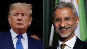 फैक्ट चेक: भारत पर टैरिफ के बीच ट्रंप और विदेश मंत्रालय के फर्जी बयान वायरल, PIB ने बताया भ्रामक