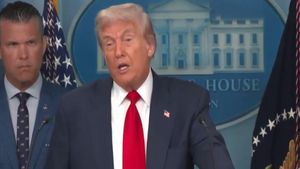 Donald Trump ने वाशिंगटन डीसी पुलिस का कंट्रोल अपने हाथों में लिया, क्‍यों तैनात किए नेशनल गार्ड?