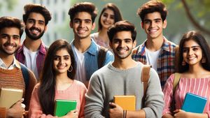 UP Police Recruitment 2025: दरोगा भर्ती का नोटिफिकेशन इसी हफ्ते होगा जारी, 4543 पदों पर भर्ती का मौका