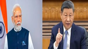 ट्रंप टैरिफ के बाद अमेरिका से बढ़ी तल्‍खी तो चीन बोला- हम भारत के साथ मिलकर काम करने को हैं तैयार 