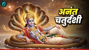Anant Chaturdashi 2025: क्या है अनंत चतुर्दशी की कथा और मुहूर्त?  कैसे मिलेगा पूजा का  शुभ-लाभ? 