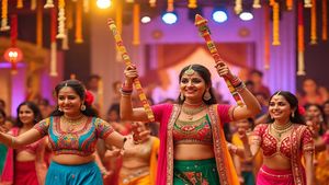 Shardiya Navratri 2025: 9 दिनों के लिए हर ओर उत्सव और भक्ति का रंग, इन 5 गानों से डांडिया नाइट होगी खास