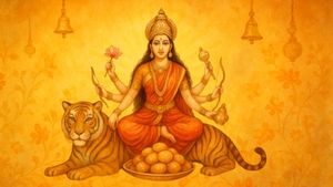 Maa Kushmanda Bhog: नवरात्रि के चौथे दिन मैया को लगाएं किस चीज का भोग? मां कुष्मांडा प्रसन्न होकर भरेंगी झोली