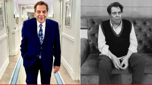 Dharmendra Health Update: 89 साल के 'ही-मैन' धर्मेंद्र अस्पताल में भर्ती, क्या हुई बड़ी समस्या?  