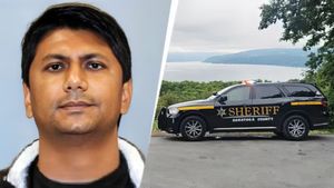 New York: एक साथ दो-दो नौकरी करना पड़ा भारी, भारतीय मूल के शख्स को अब जाना पड़ेगा जेल! जुर्माना अलग से