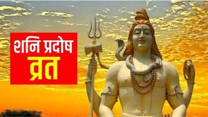  Shani Pradosh Vrat 2025: शनि प्रदोष व्रत आज, जानें शुभ मुहूर्त-पूजा विधि और महत्व