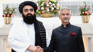तालिबानी मंत्री ने दिल्ली से पाकिस्तान को लताड़ा, 'हमें न उकसाएं, अंजाम अमेरिका और NATO से पूछ लेना'