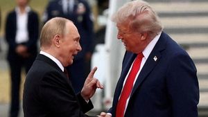 Ukraine-Russia war: ट्रंप की पुतिन से फोन पर हुई बात, हंगरी में मिलेंगे दोनों नेता 