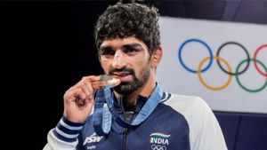 ओलंपिक मेडलिस्ट अमन सहरावत को क्यों किया गया बैन? गलती ऐसी कि हो जाएंगे हैरान