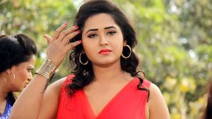 Kajal Kumari MMS Leak के बाद क्यों हुई काजल राघवानी की चर्चा? एक्ट्रेस के प्राइवेट वीडियो ने मचाई थी ऐसी तबाही