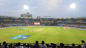 IND vs NZ: स्टूडेंट्स के लिए बजट फ्रेंडली क्रिकेट! इंदौर वनडे के टिकटों पर बंपर डिस्काउंट, कैसे खरीदें