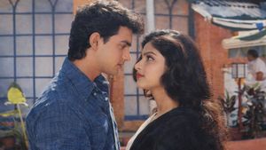 Ayesha Jhulka News: आमिर खान की हीरोइन जिसकी मासूमियत की थी दुनिया दीवानी, अब 160 बच्चों की है मां