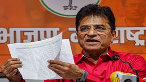 BMC Election: उद्धव ठाकरे पर ताबड़तोड़ हमले करने वाले किरीट सोमैया की शिवसेना ने की बड़ी मदद, समझें इनसाइड गेम