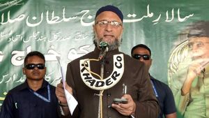 BMC Election Results 2026: मुंबई के महायुद्ध में ओवैसी की पार्टी AIMIM का जलवा, कितने सीटों पर आगे?