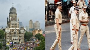 BMC Elections 2026: मुंबई में बढ़ाई गई सुरक्षा, 28000 पुलिसकर्मी किए गए तैनात, लगाए गए ये कड़े प्रतिबंध  