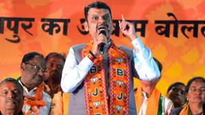 BMC Mayor: शिवसेना या भाजपा किससे बनेगा मुंबई का मेयर? सीएम देवेंद्र फडणवीस का आया बड़ा बयान 