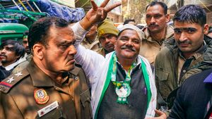 Delhi Riots: दिल्ली दंगे के आरोपी ताहिर हुसैन को फिर झटका, कोर्ट ने बेल से किया इनकार, UAPA केस में फंसा मामला