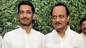 Parth Pawar: करोड़ों की संपत्ति, जिजाई बंगला और विवादों से नाता, क्या पार्थ बनेंगे बारामती के नए 'दादा'?