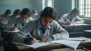MP Board Exams: बदल गया 10वीं-12वीं बोर्ड एग्जाम का शेड्यूल, अब कब होगी किस विषय की परीक्षा?