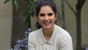 Sania Mirza Age: कैसे आया 25 वाला ग्लो! सानिया मिर्जा का नया लुक देख फैंस हुए दंग, उम्र को लेकर छिड़ी बहस