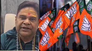 Girdhari Lal Sahu की महिलाओं पर की गई आपत्तिजनक टिप्पणी पर बवाल, भाजपा बोली-नेता का पार्टी से कोई संबंध नही
