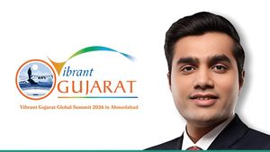 Vibrant Gujarat Summit 2026: गुजरात बना भारत की ग्रोथ इंजन, अडानी ग्रुप का कच्छ पर ₹1.5 लाख करोड़ का मेगा दांव