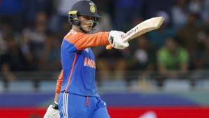 IND vs PAK मैच से कुछ घंटे पहले पाकिस्तान की रणनीति लीक! अभिषेक को ऐसे फंसाने की तैयारी