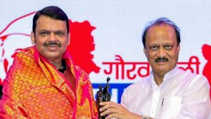 'मित्र का शोक आत्मा और हृदय को जला देता है', विधानसभा सत्र में अजित पवार को याद कर भावुक हुए सीएम फडणवीस 