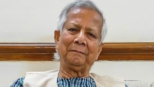 Bangladesh में तारिक रहमान के शपथ ग्रहण से पहले मुहम्मद यूनुस ने दिया इस्तीफा, देश छोड़कर गए विशेष सहायक 