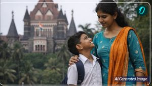Bombay HC Single Mother Verdict: सिंगल मदर पर हाई कोर्ट का ऐतिहासिक फैसला,कहा- बच्चे की पहचान पिता से नहीं  