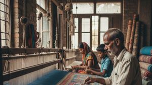 Budget 2026: भदोही की कालीन इंडस्‍ट्री को मिलेगा बड़ा बूस्‍ट, जानें बुनकरों-व्‍यापारियों को क्‍या मिलेगा लाभ?