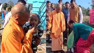 UP CM Yogi Adityanath उत्तराखंड में पैतृक गांव पंचूर में बच्चों से मिले, चॉकलेट बांटी,कहा-हम भी तेरे दादा लगते