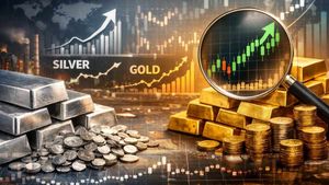 Gold Silver Price: चांदी में फिर से तेजी, सोना हुआ धड़ाम! MCX पर गोल्ड-सिल्वर में जबरदस्त हलचल, कितना हुआ रेट?