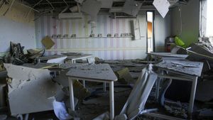 Iran School Airstrike: इजरायल ने किया ईरान के मिनाब शहर में गर्ल्स स्कूल पर हमला, 30 छात्राओं की मौत