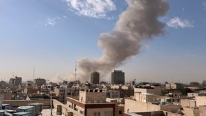Israel Iran War: इजरायल और ईरान के बीच जंग दिनों में होगी खत्म या लग जाएंगे महीने? एक्सपर्ट्स से समझें